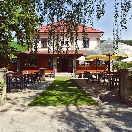 Penzion Карлштейн Екстер'єр фото